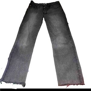 Mango Havana grey High-waist ( I didn’t wear them high waist tbh so whatevs).